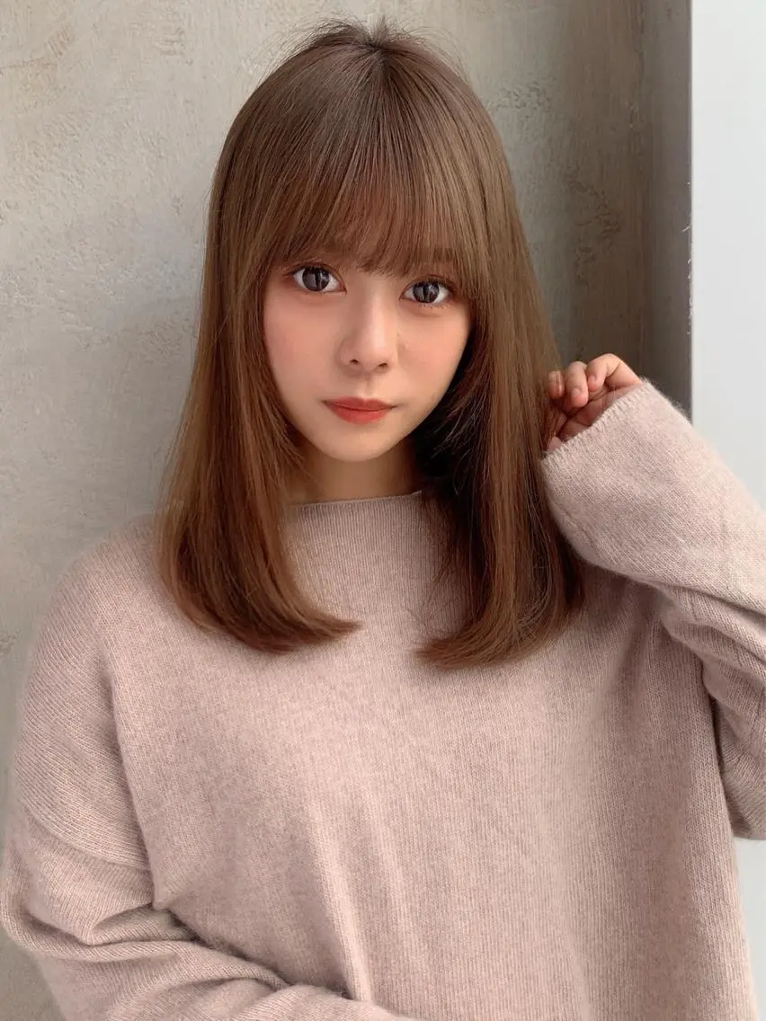 セミロング カラー パーマ バレイヤージュ ブリーチ ケアブリーチ ダブルカラー ハイライトカラー カット ヘアカラー 縮毛矯正 トリートメント 銀座✨レイヤーカット 顔まわり/坂本亜裟海のヘアスタイル