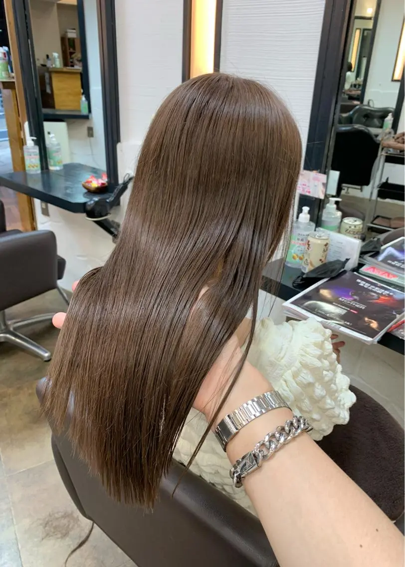 ロング カラー ベージュカラー 矢野 晃平のヘアスタイル