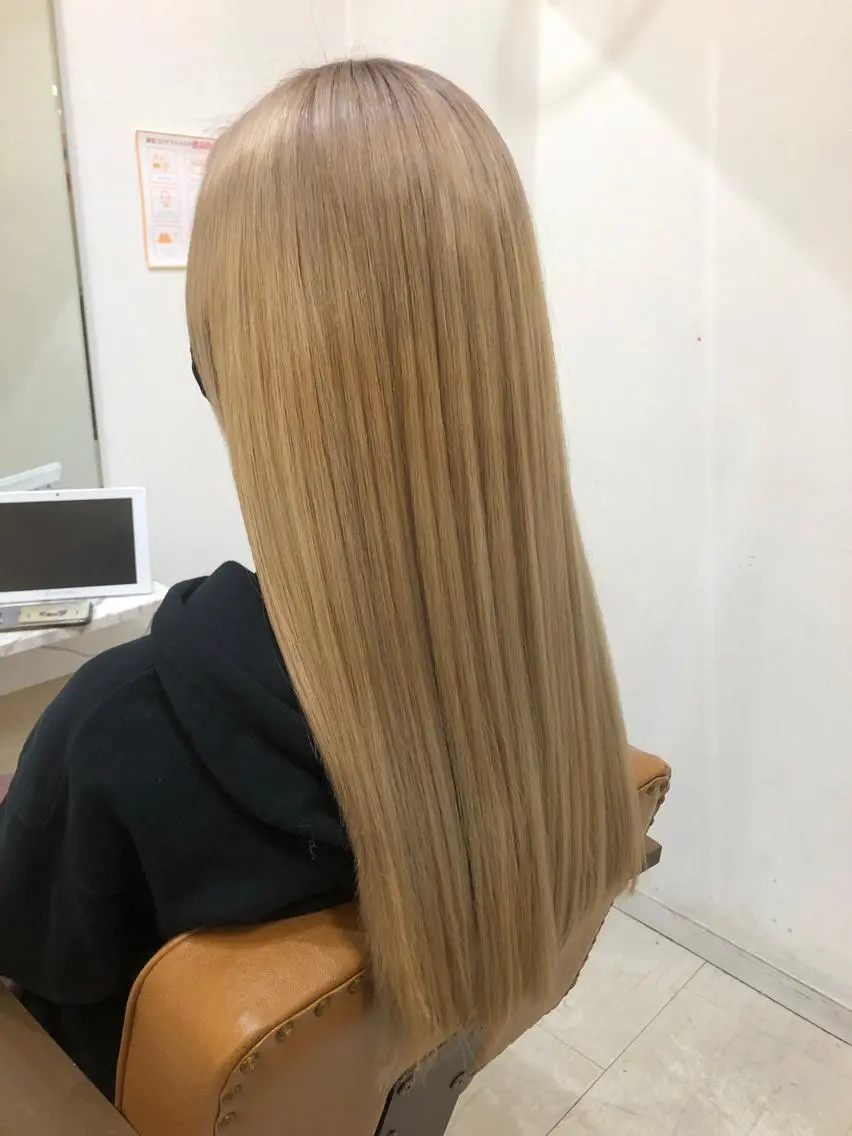 ロング アトリエニューヨーク 三ノ輪店のヘアスタイル