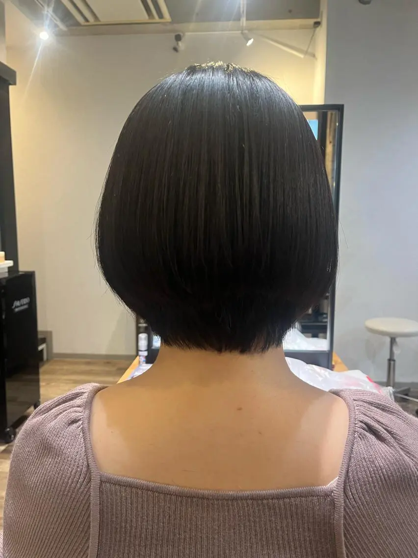 ショート 艶カラー推し! なかはらあかりのヘアスタイル