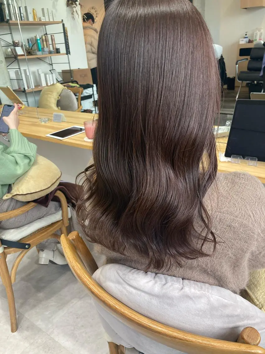 セミロング ✨色持ちの良い艶 カラー✨蟹江真世のヘアスタイル
