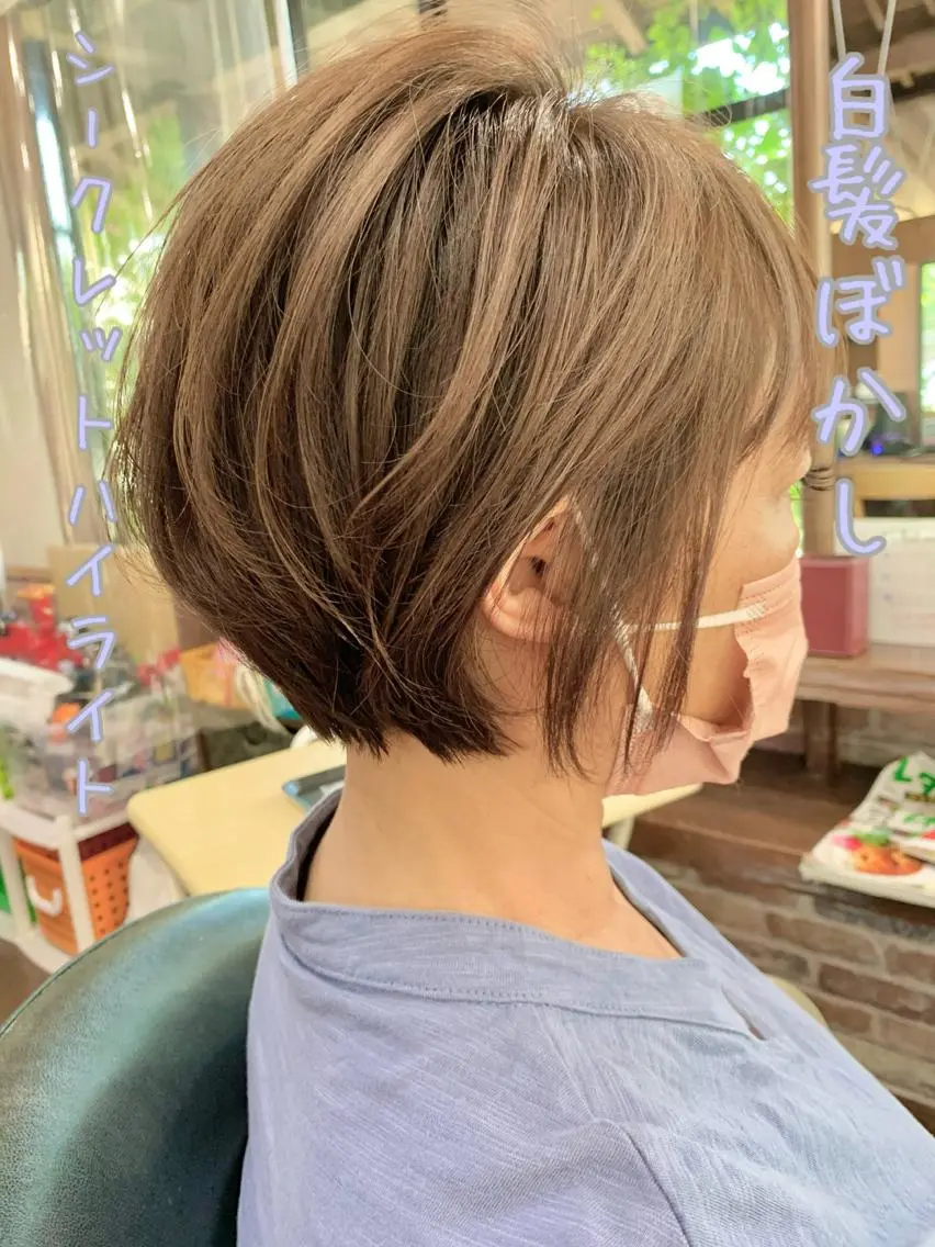 ショート 神 甚八のヘアスタイル