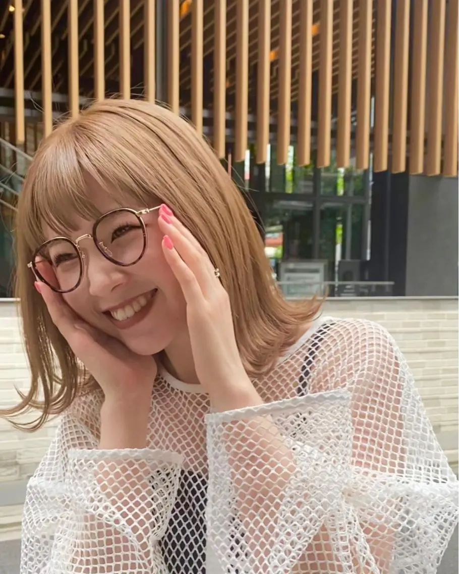 ミディアム カラー アディクシーカラー ベージュカラー ハイトーンカラー イルミナカラー ボブ 🌿レイヤー/ブリー チ/🌿‬JINのヘアスタイル