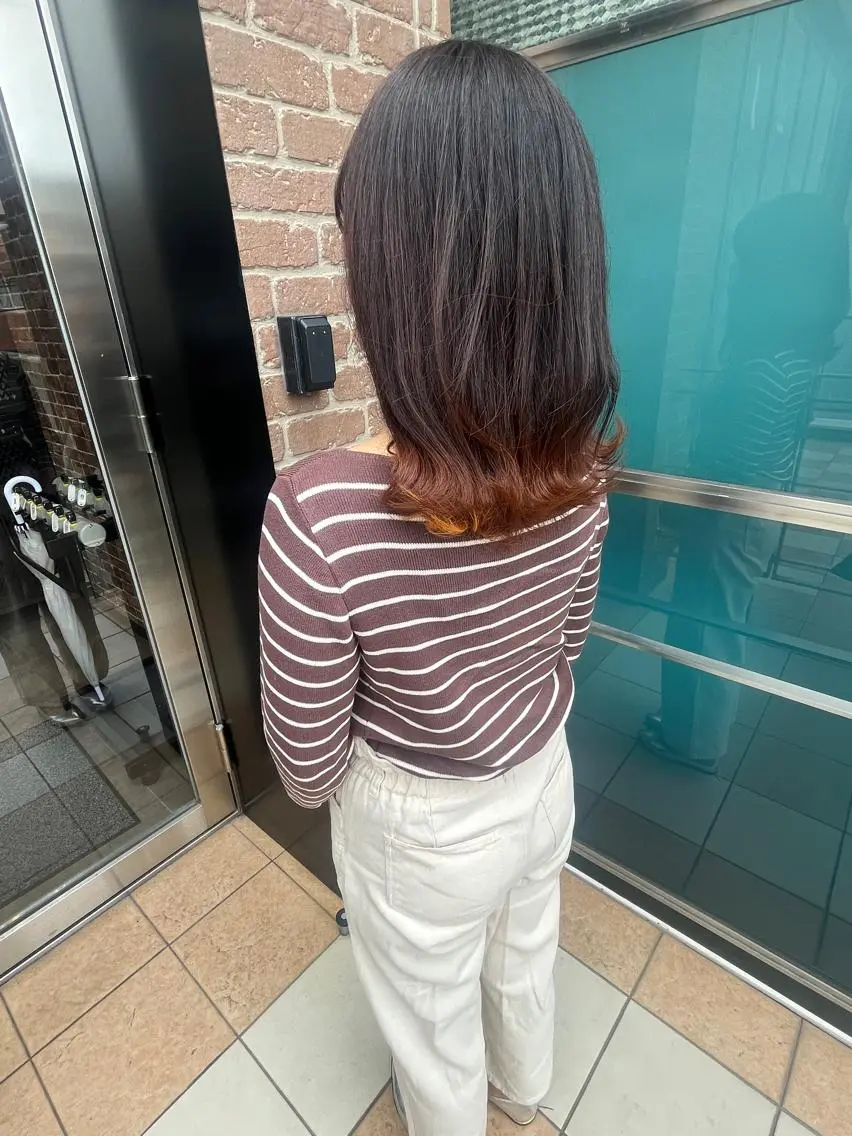 セミロング カラー パーマ ヘアアレンジ メンズ キッズ ネイル マツエク・マツパ アイブロウ メンズブリーチ メンズハイライト メンズインナーカラー メンズ韓国風 ブリーチ 久木原 ゆりのヘアスタイル