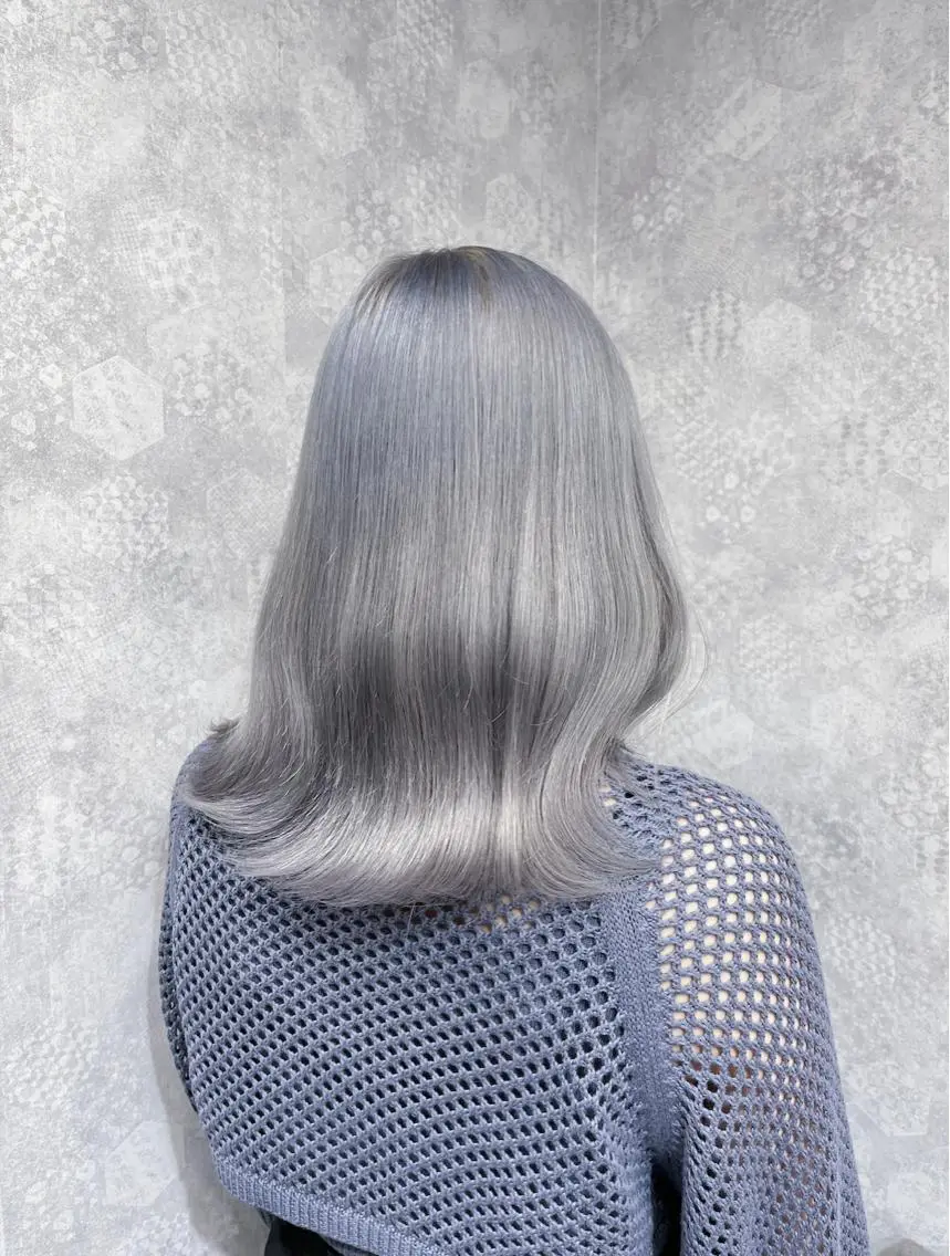 ミディアム カラー ヘアアレンジ ヘアカラー トリートメント ヘアセット 韓国レイヤーカット/ 儚げカラーチナツのヘアスタイル