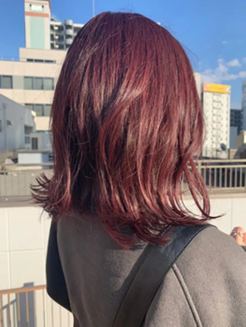 ショート カラー パーマ ヘアアレンジ アディクシーカラー ブリーチ ケアカラー 透明感カラー イヤリングカラー カット ヘアカラー トリートメント ヘアケア特化型サロン newi 梅田のヘアスタイル
