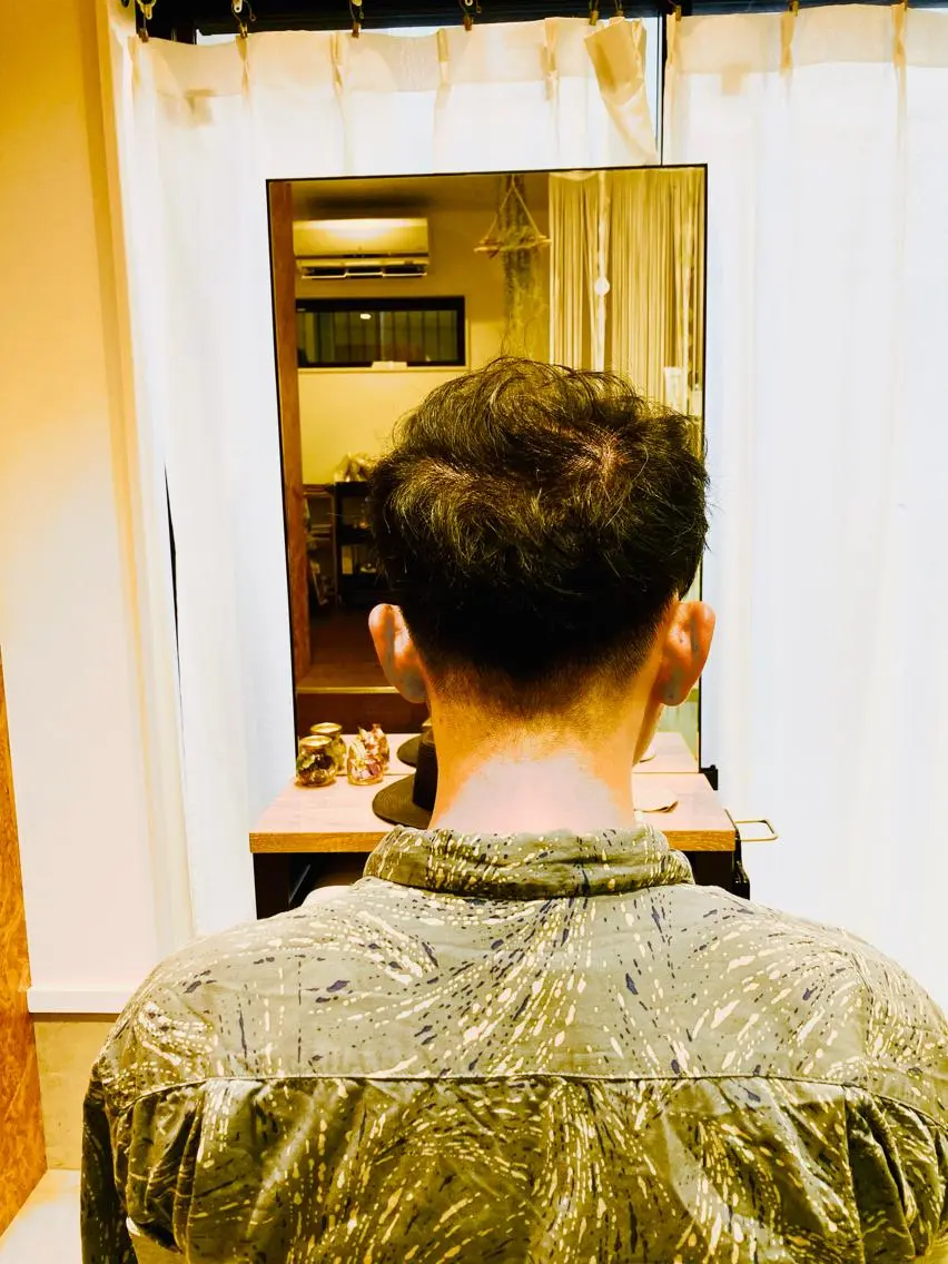メンズ 刈り上げ カット 折本 沙織のヘアスタイル