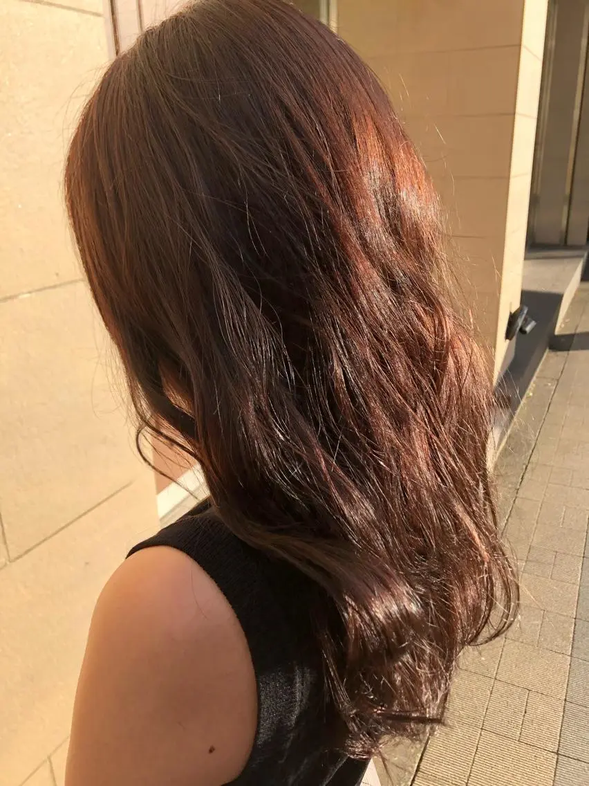カラー ブラウンカラー マロンブラウン Zina西新 井上貴幸のヘアスタイル