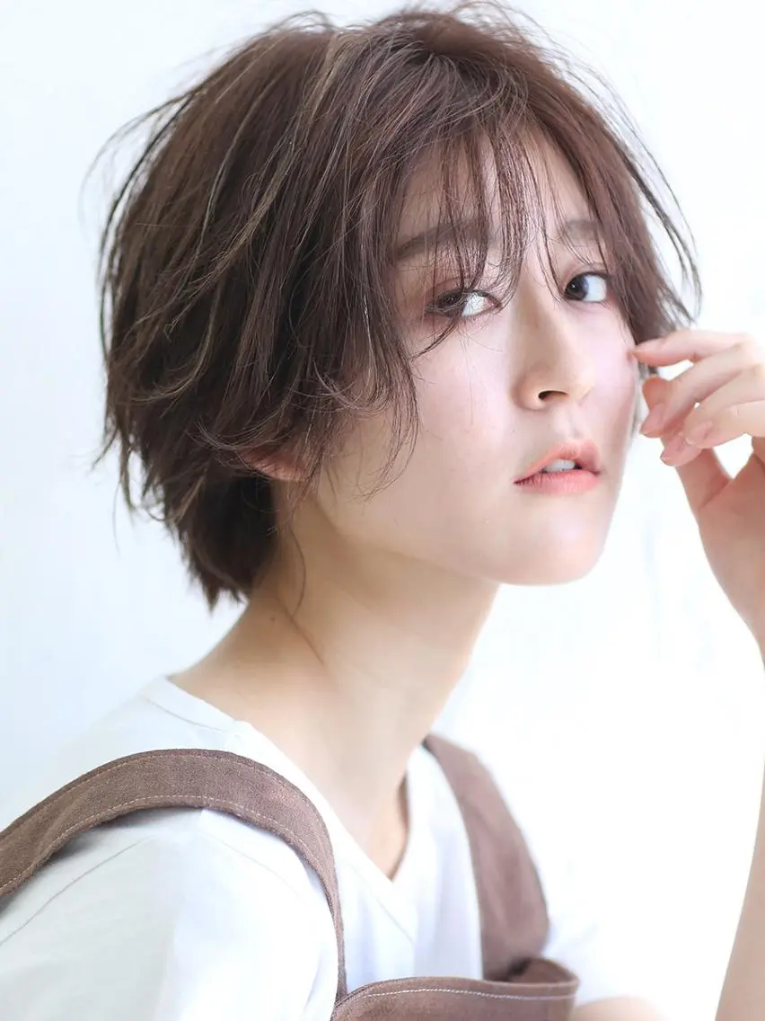 ショート カラー ショートヘア 戸村 世奈のヘアスタイル