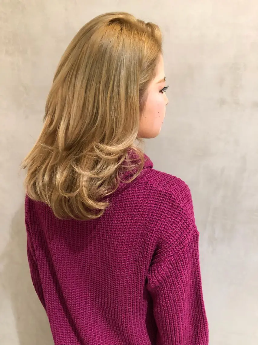ミディアム カラー パーマ カット ヘアカラー トリートメント 大西 直人のヘアスタイル
