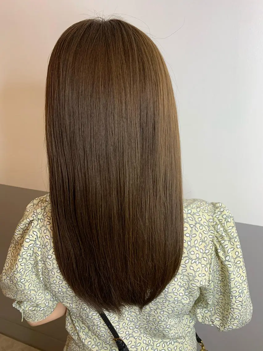 ミディアム カラー ミディアムパーマ ブリーチ トリートメント トップ スタイリストのヘアスタイル