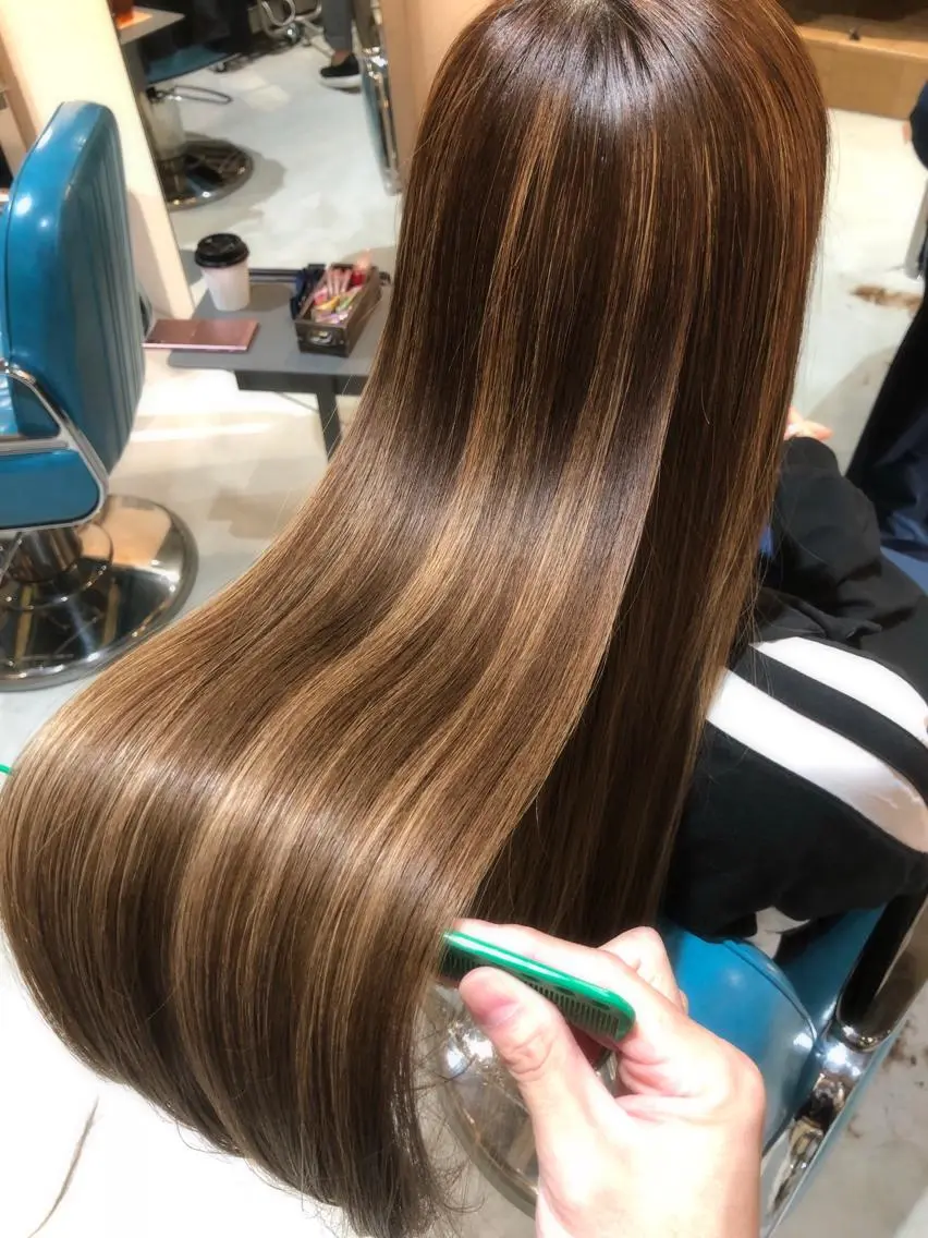 ロング トリートメント 佐藤 宏樹のヘアスタイル