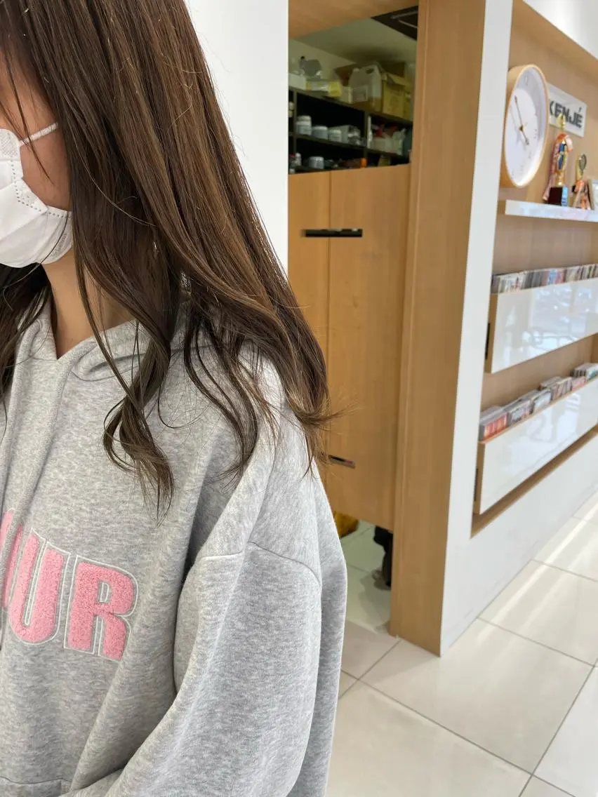 ロング カット ヘアカラー トリートメント 🪴酒井 可南子🪴のヘアスタイル