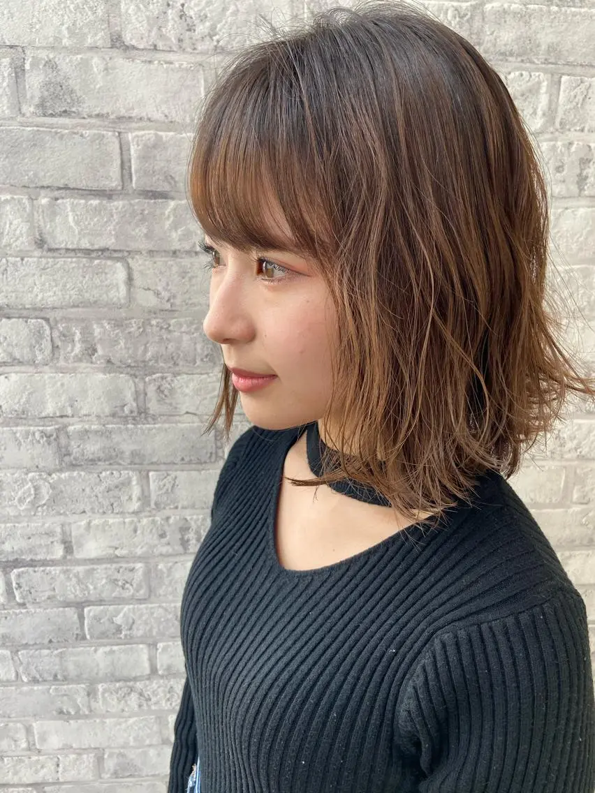ショート カラー ベージュカラー ブリーチ 透明感カラー ブリーチなしカラー カット ヘアカラー Oopsレイヤー 加藤澄都のヘアスタイル