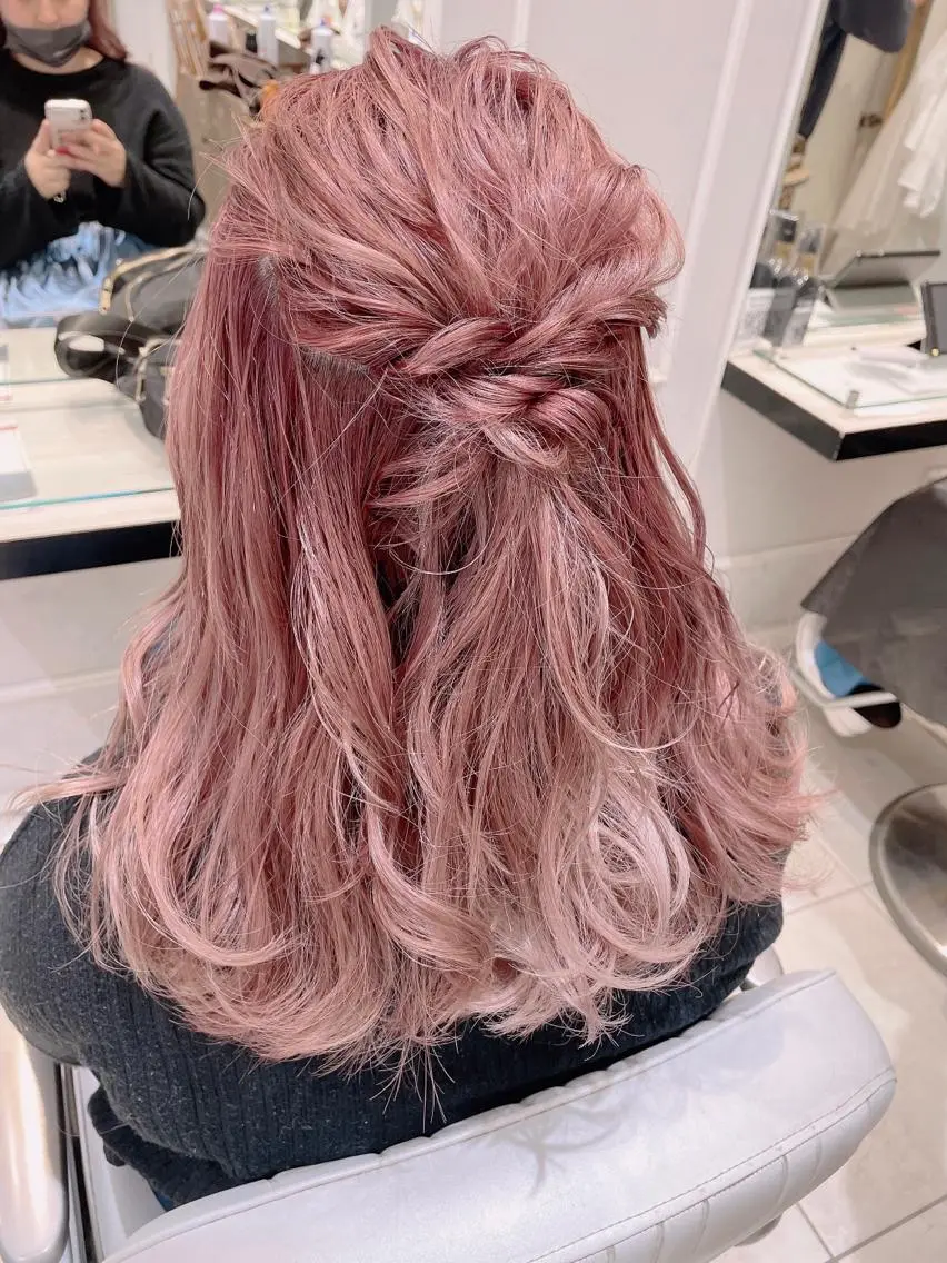 ミディアム カラー ヘアセット 🦖鶴岡 香純🦖のヘアスタイル