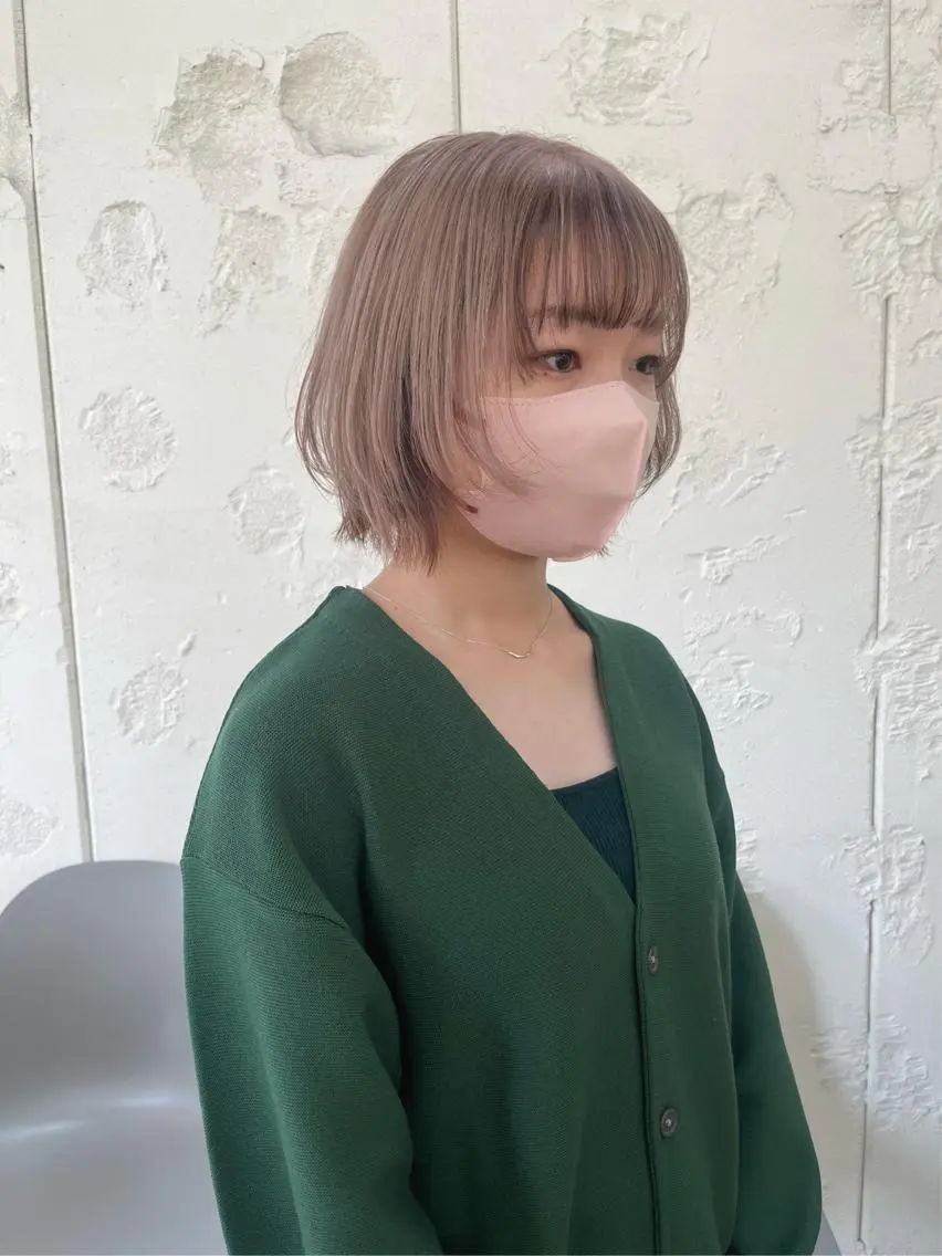 ショート カラー ハイトーン🦢 Natsumiのヘアスタイル