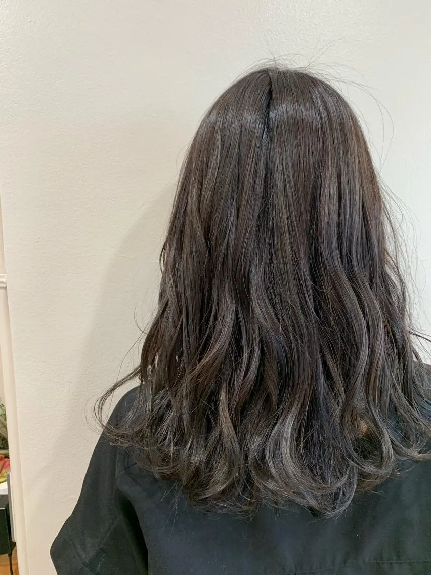 セミロング カラー アッシュ アッシュグレー アッシュグレージュ グレージュ 山崎 澪 レイヤーカット/大宮のヘアスタイル