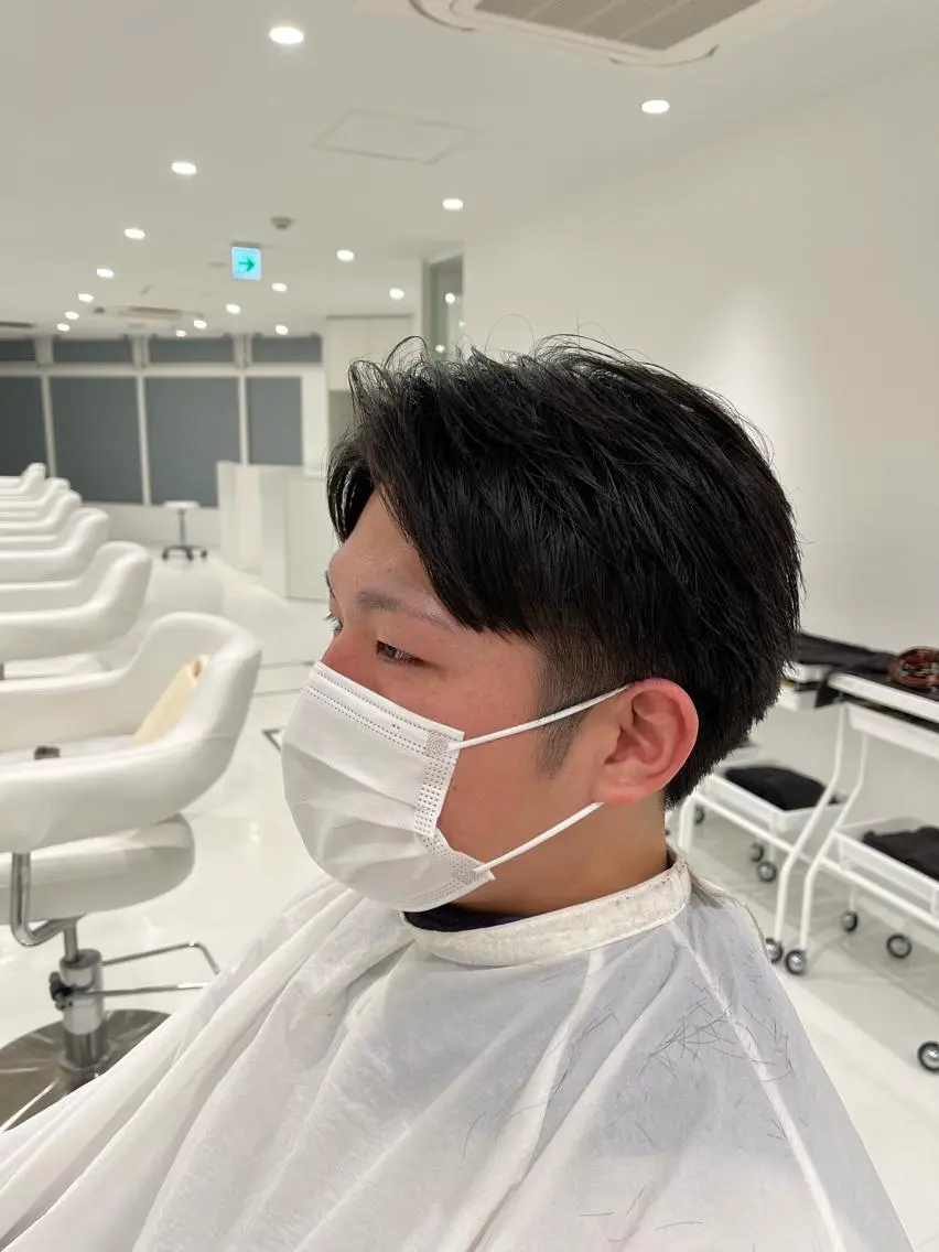 メンズ ✨フェザーパーマ✨ スパイキー✨星野拓磨のヘアスタイル