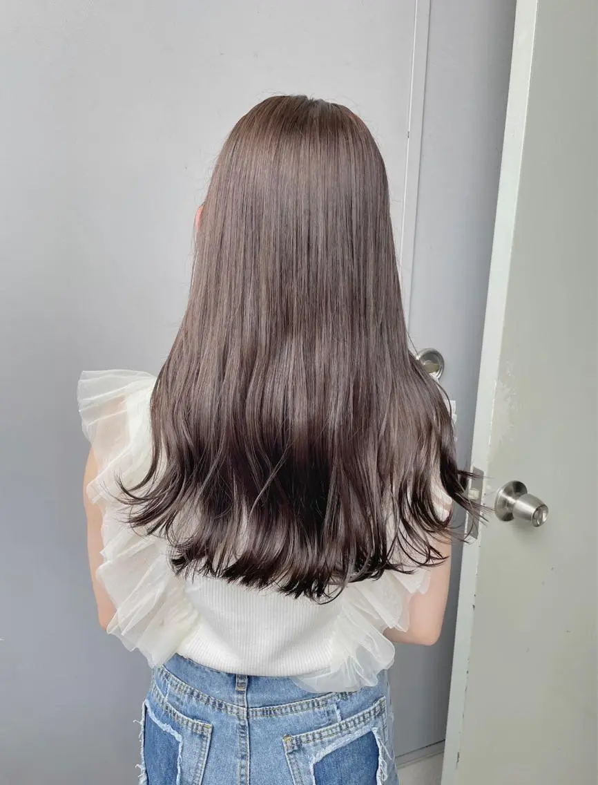 ロング カラー カット ヘアカラー トリートメント ヘッドスパ ヘアセット ベージュカラー💖 やすひろのヘアスタイル