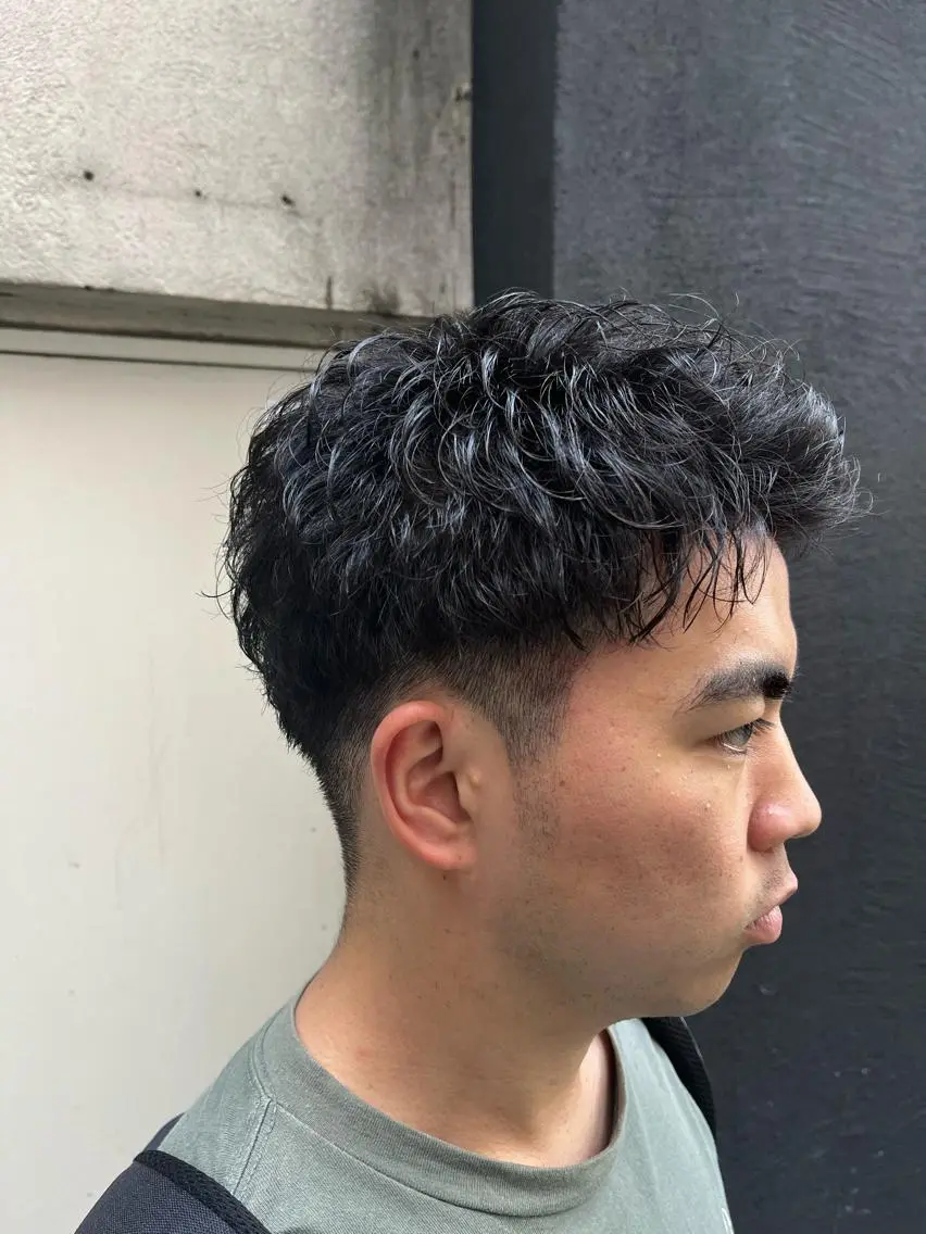 ショート パーマ メンズ カット パーマ トリートメント ヘアセット 🏆メンズヘア特化 🥇代表りんぺーのヘアスタイル