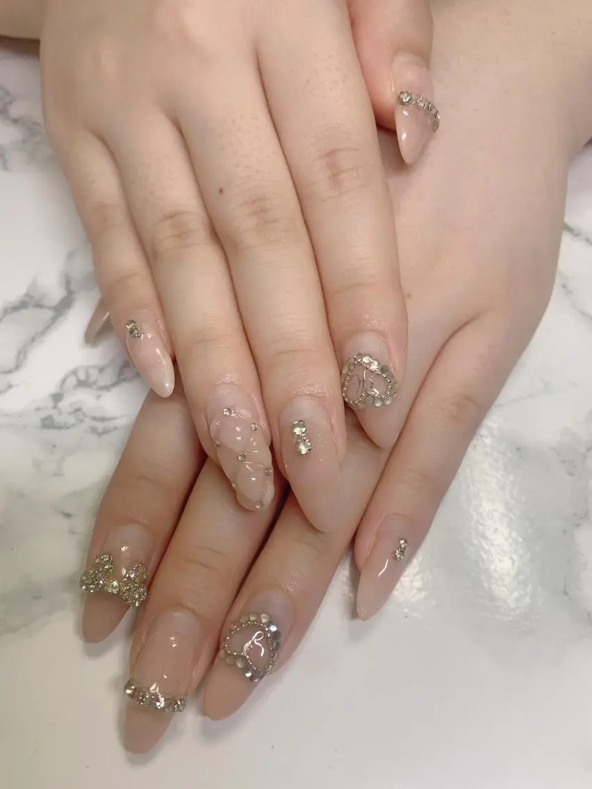 ネイル ハンドネイル はな💎ネイル ワンホン、長さ出しのネイルデザイン
