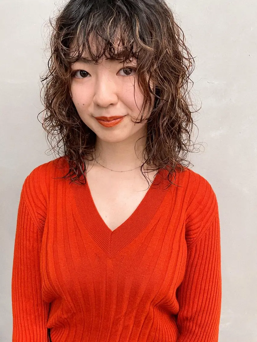 ミディアム パーマ ミディアムパーマ カット パーマ トリートメント センスをお届けします 大谷将生infpのヘアスタイル