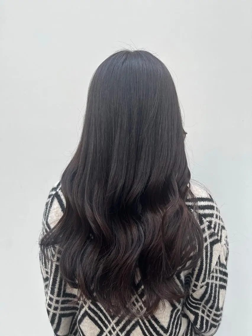 ロング カラー Rinka/梅田/ 透け感カラー🤎のヘアスタイル