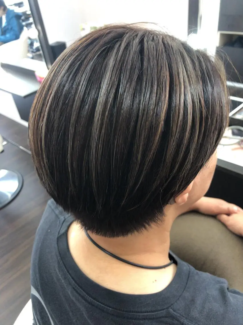 ショート ハイライト 髪質改善FORMA 💫S.Katohのヘアスタイル