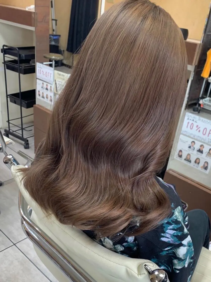 ロング レイヤー/艶髪カラー 森本くるみのヘアスタイル