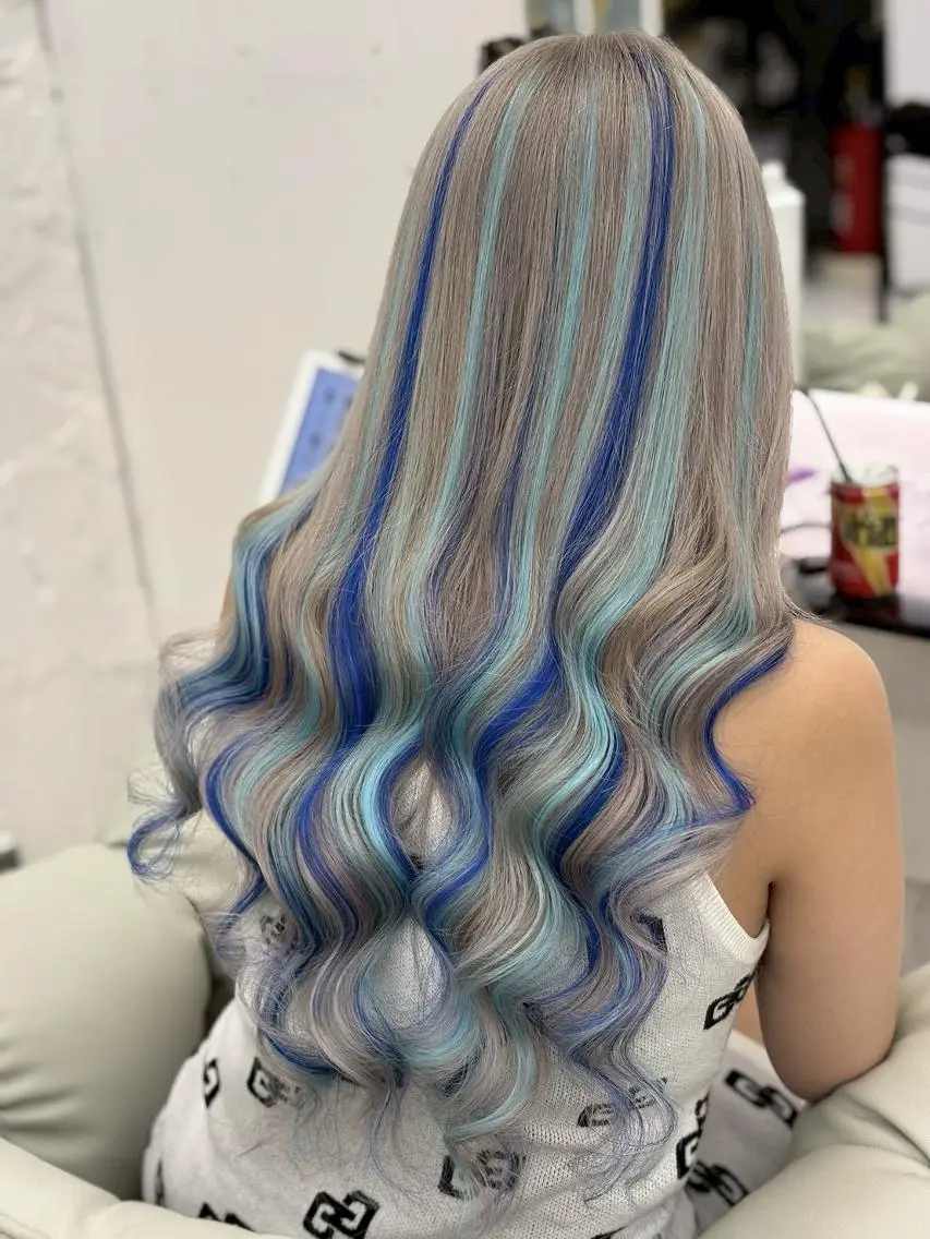 カラー ロング Rover 名古屋のヘアスタイル