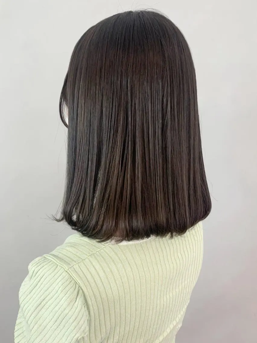ミディアム カラー パーマ ヘアアレンジ グレージュ カーキグレージュ ITbyALBUM 松戸のヘアスタイル