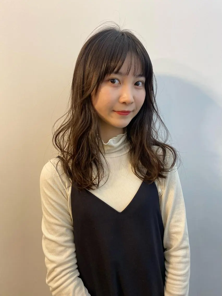ミディアム カラー パーマ ミディアムパーマ 大石 沙季のヘアスタイル