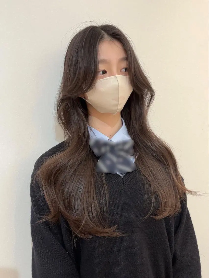 ロング くびれヘア ロング 韓国ヘア レイヤーカットのヘアスタイル