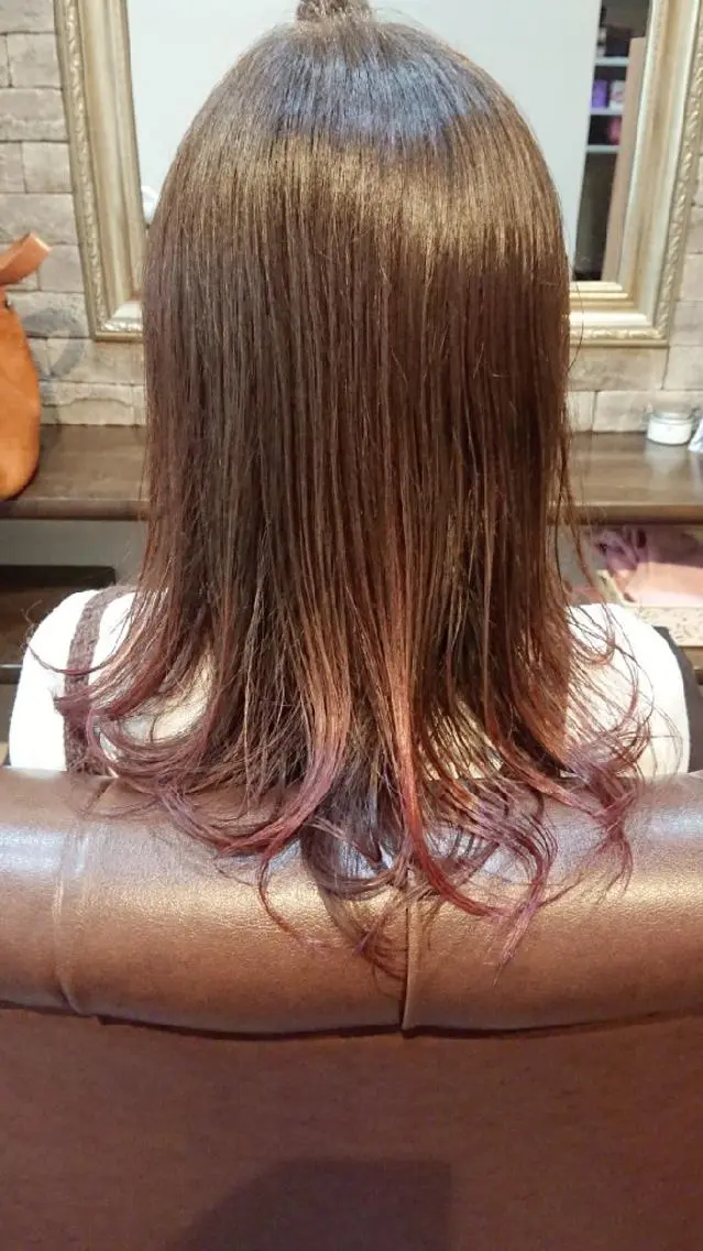 ミディアム カラー グレージュ ヘアカラー トリートメント 美髪 カラーリストのヘアスタイル