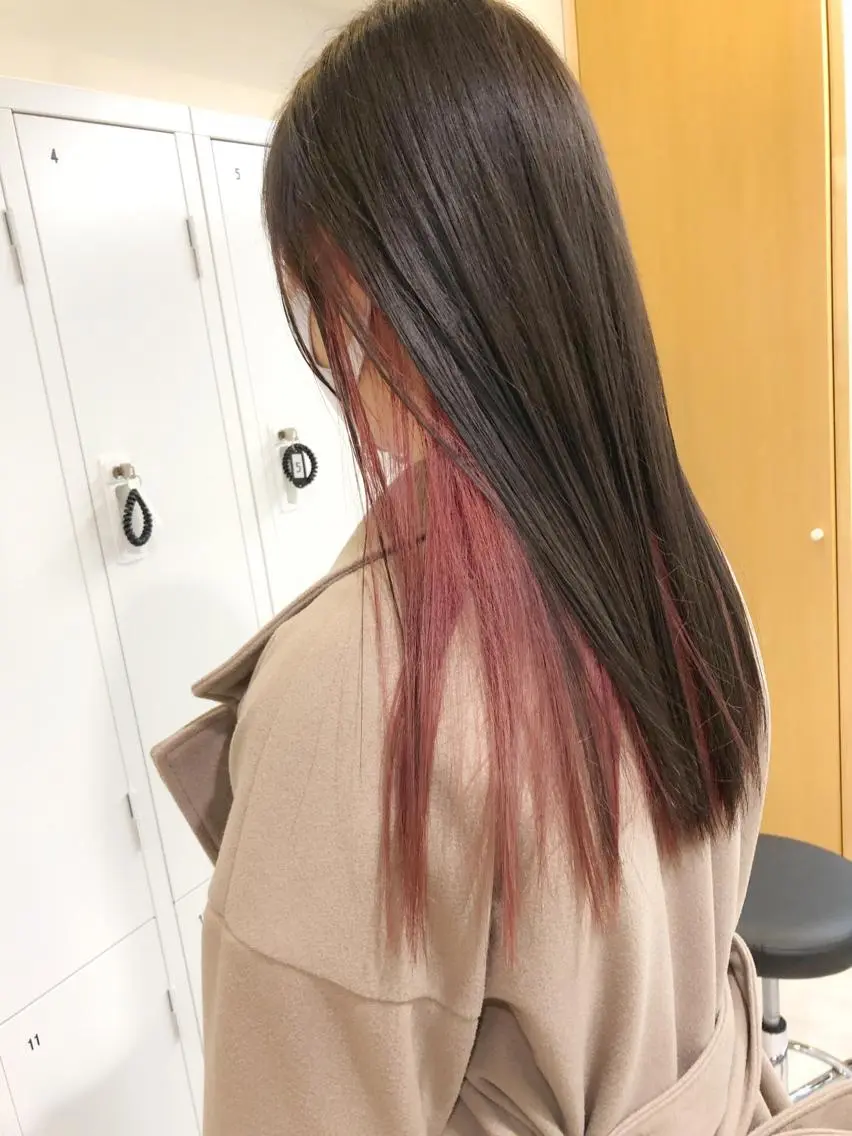 ロング ヘアカラー 山崎 俊介のヘアスタイル