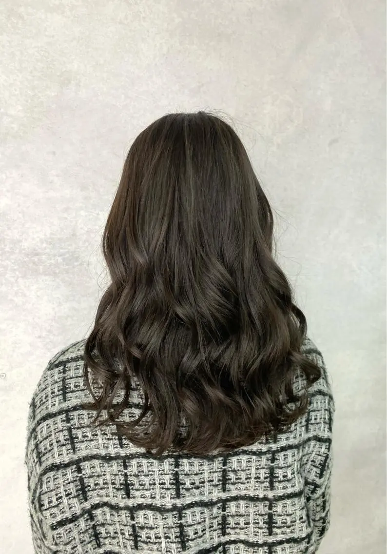 セミロング カラー 髪質改善 トリートメント カット ヘアカラー トリートメント 統括マネージャー/ 髪のドクター/前原悟のヘアスタイル