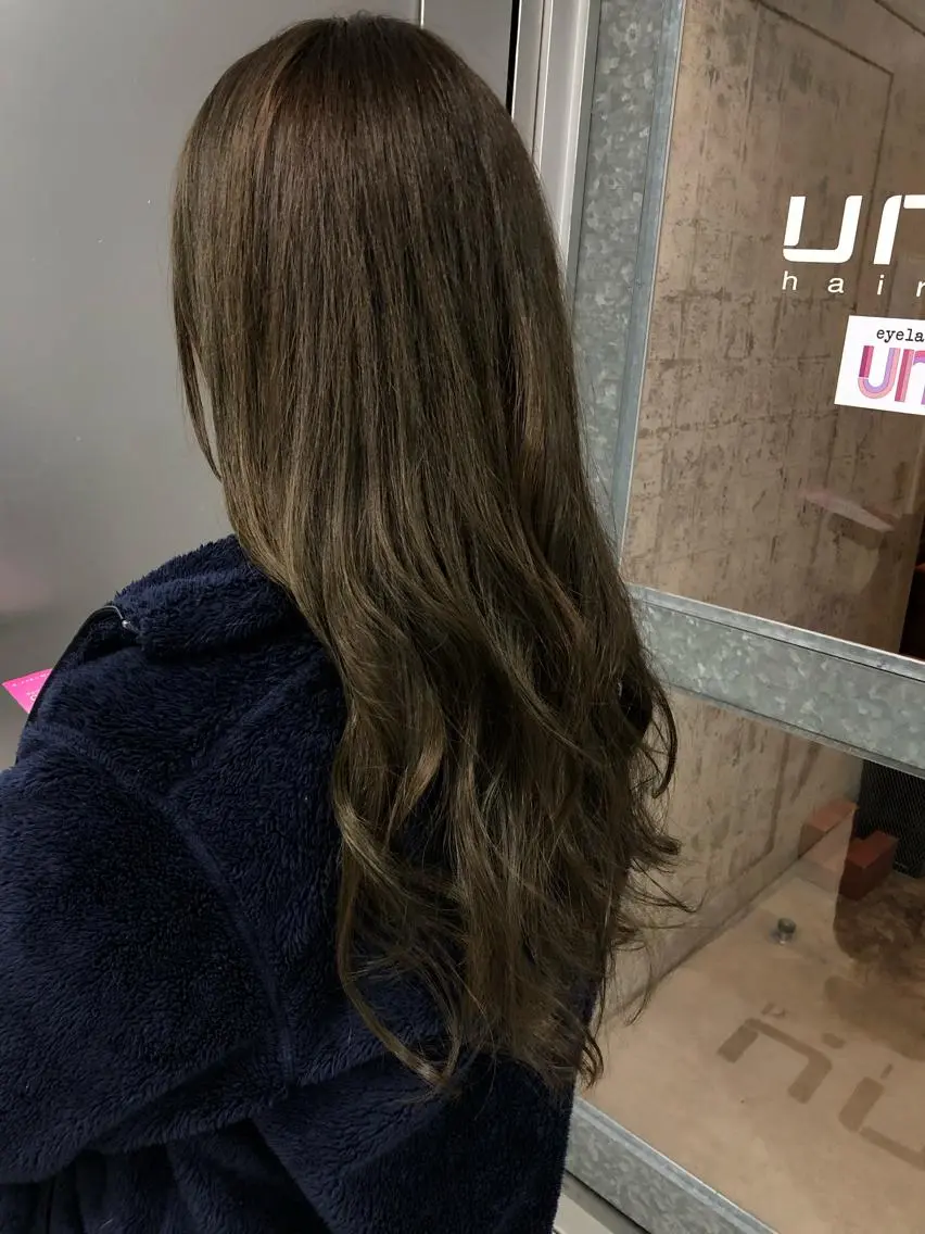 ロング ZAZA ASAMIのヘアスタイル