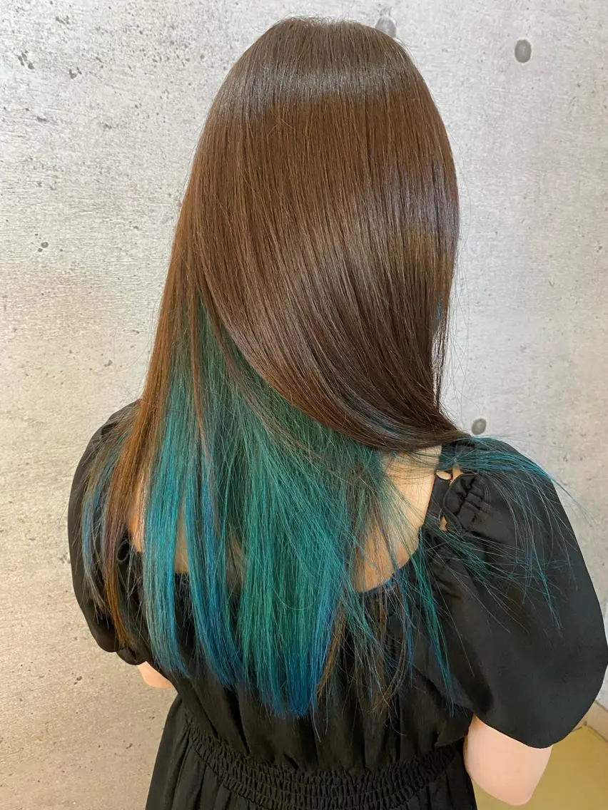 ロング カラー Ando Raycoのヘアスタイル