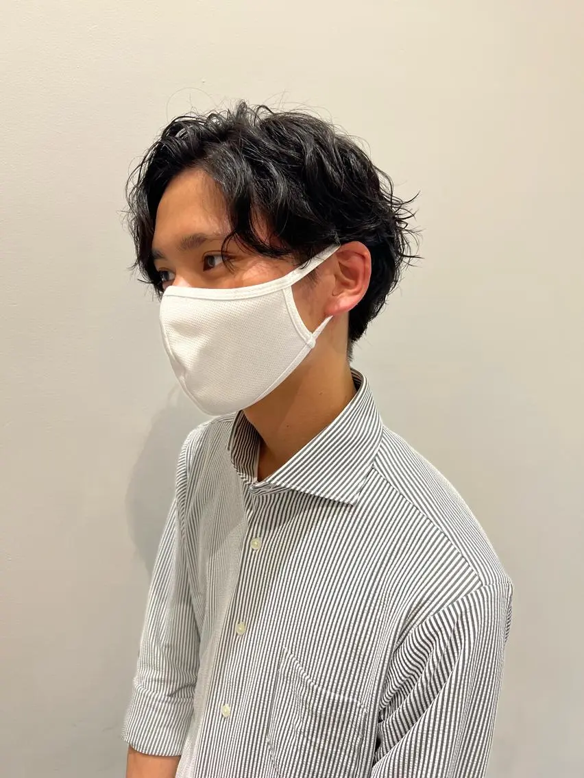 ショート メンズ メンズパーマ 刈り上げ 村山 豪歩のヘアスタイル