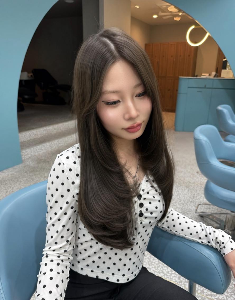 ロング カラー ヘアアレンジ 透明感カラー グレージュ オリーブグレージュ オリーブグレー 韓国風ヘア カット ヘアカラー トリートメント 坂田 奈菜子のヘアスタイル