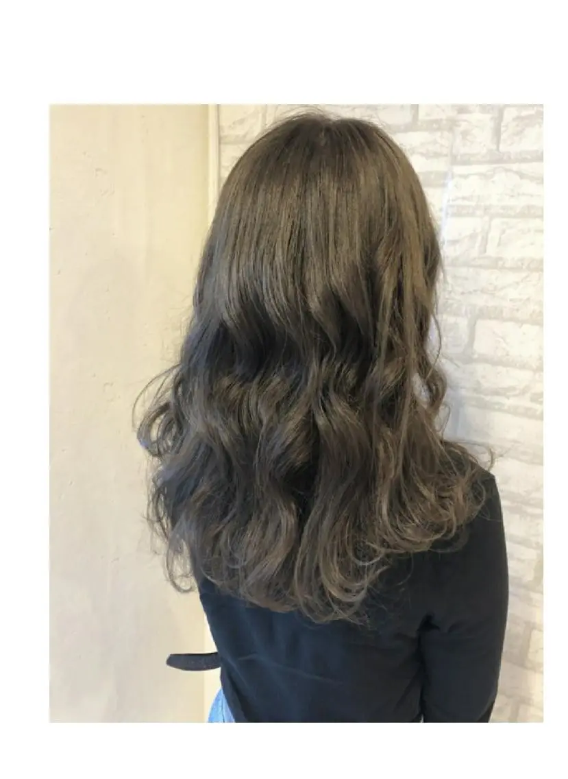 カラー ロング グレージュ カット ヘアカラー RU RIのヘアスタイル