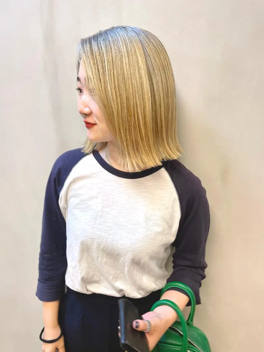 ミディアム カラー パーマ ヘアアレンジ メンズ キッズ ネイル マツエク・マツパ アイブロウ イエローカラー ホワイト 黄色 カット ヘアカラー トリートメント tatsumi/ボブ ウルフ/レイヤーのヘアスタイル