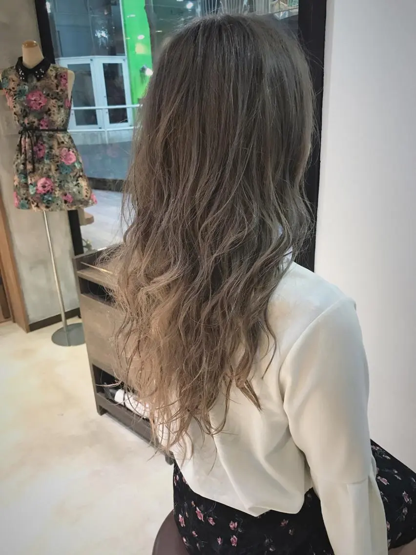ロング カラー ブリーチ ラベンダーカラー 松村 崇弘のヘアスタイル