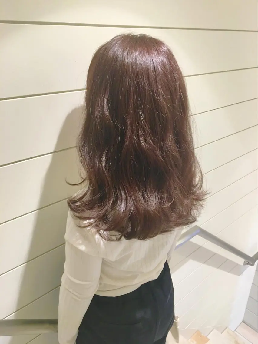 セミロング カラー ブラウンカラー 🍊新宿南口🍊 ERINAのヘアスタイル