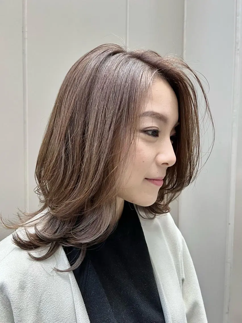 セミロング ハイライト 【髮質改善特化】 lic吉祥寺のヘアスタイル
