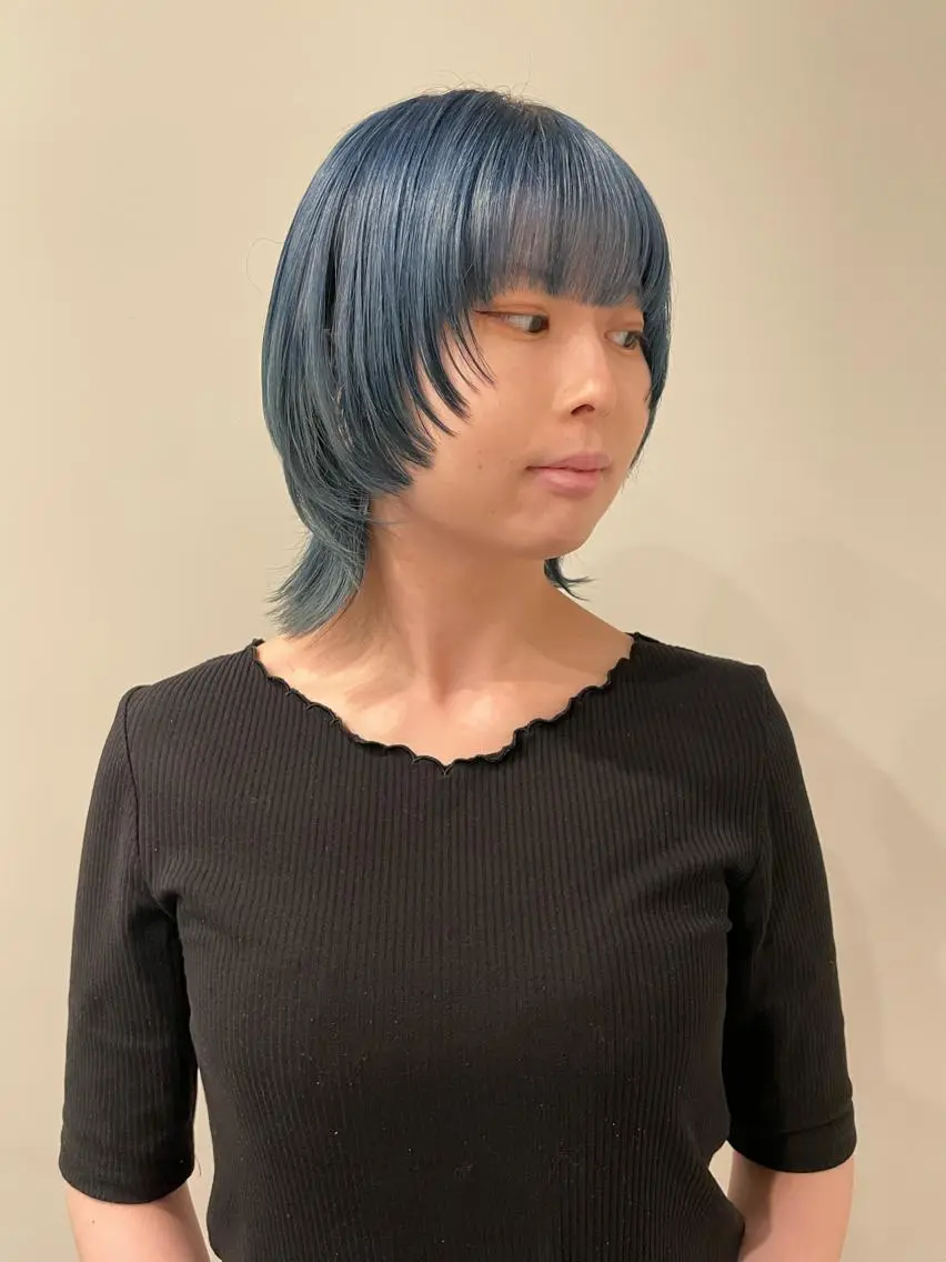 ショート カラー カット ヘアカラー トリートメント ブリーチ🧚 ボブ✍️レイヤーのヘアスタイル