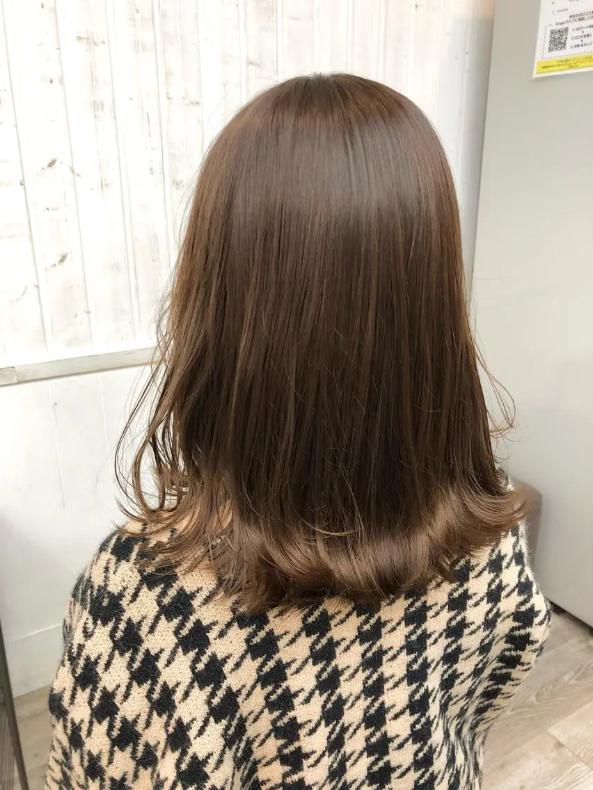 ロング カラー ヘアアレンジ アディクシーカラー アッシュ ベージュカラー 黒髪 ブリーチ JURI🤎 ワンカールレイヤーのヘアスタイル