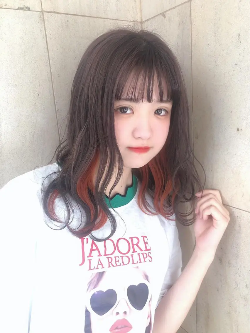 セミロング カラー インナーカラー 透明感カラー× レイヤーカット✨高梨のヘアスタイル