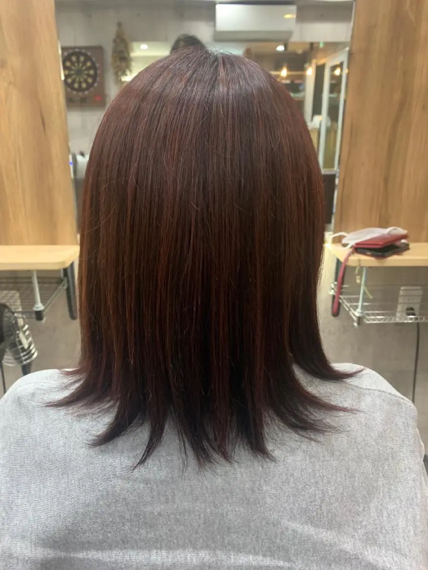 ミディアム カラー バレイヤージュ ブリーチ ケアブリーチ ダブルカラー イヤリングカラー ヘアカラー hair salon mementoのヘアスタイル