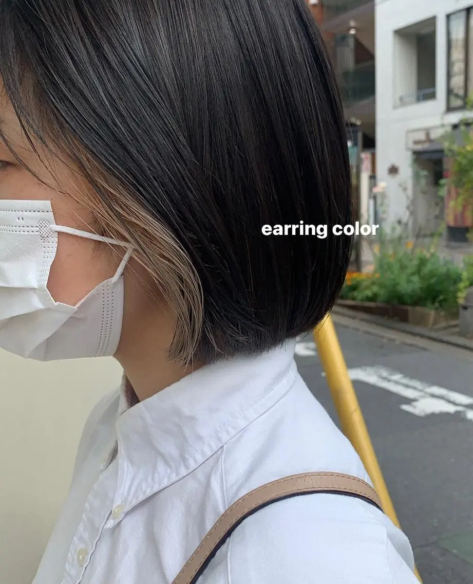 セミロング カラー イヤリングカラー ブリーチなしWカラー ／レイヤー🎀マリノのヘアスタイル